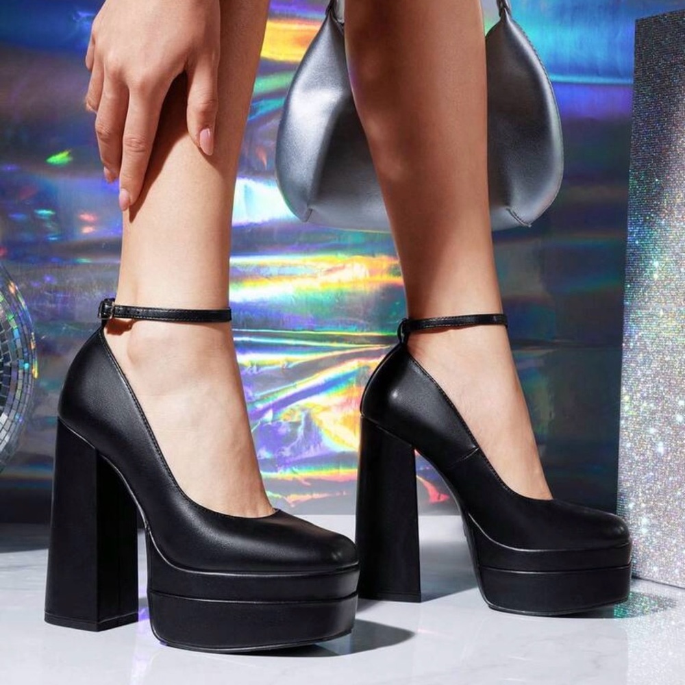 Black Chunky Platform Heels